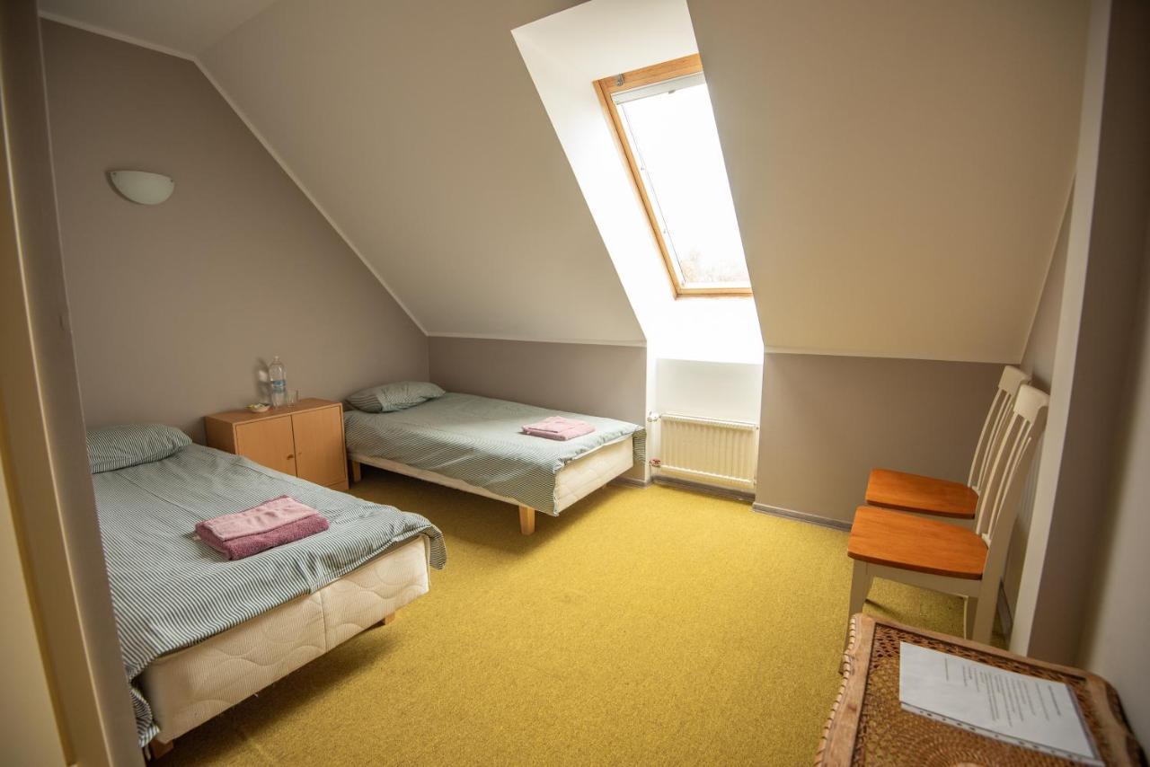 Aiakeskuse Hostel Rakvere Bagian luar foto